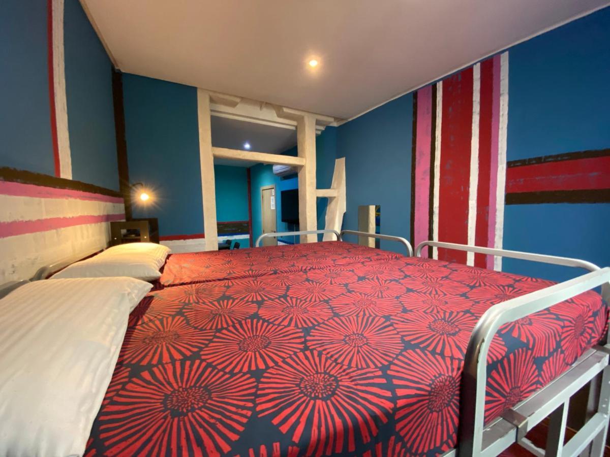 Era Alonso Martinez Guest house